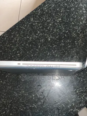 Laptop Apple MacBook 2011 4GB Intel Core i5 HDD 512GB
