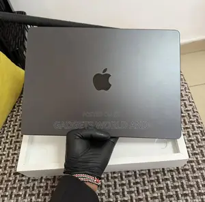 New Laptop Apple MacBook Pro 16GB Apple M5 SSD 1T