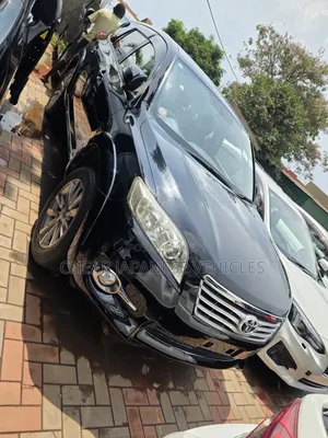Toyota Vanguard 2013 Black