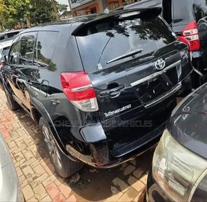 Toyota Vanguard 2013 Black