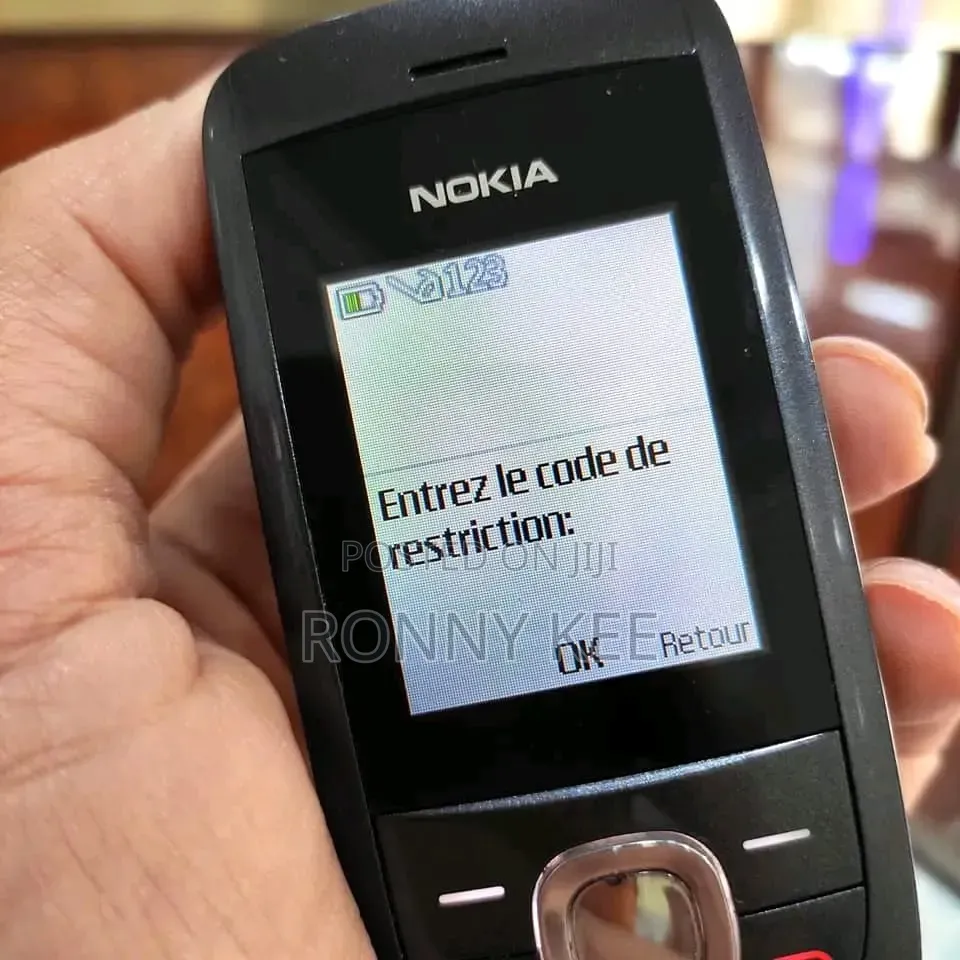 New Nokia 2220 slide Black