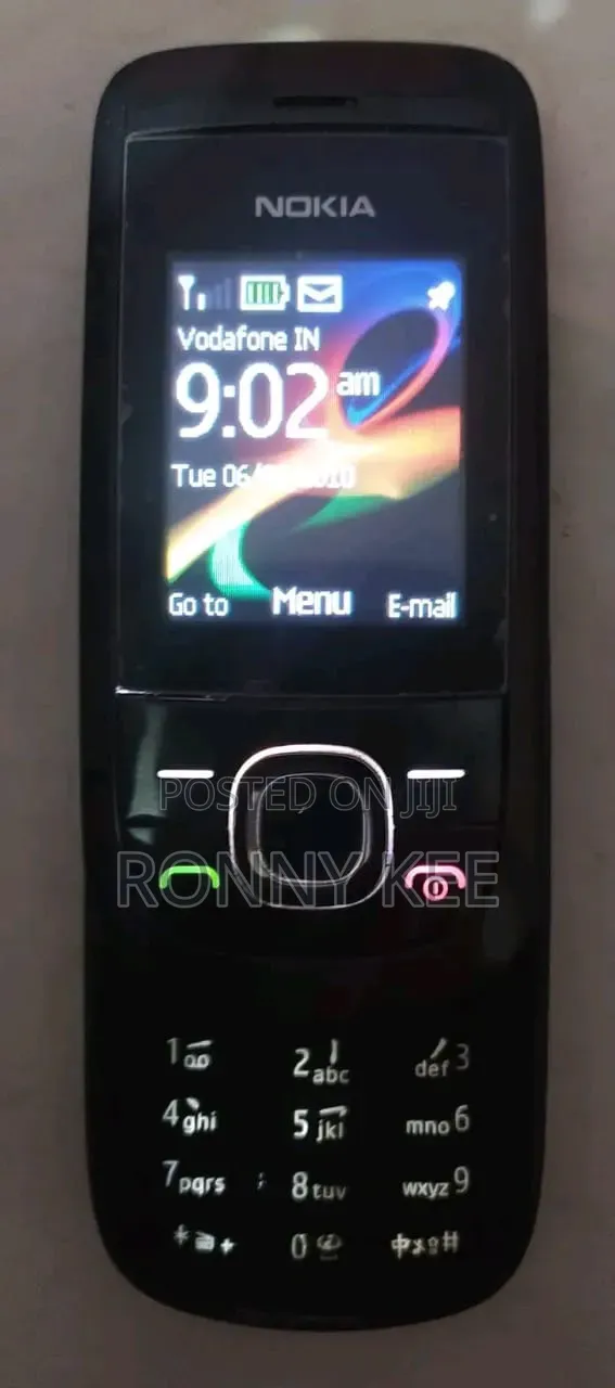 New Nokia 2220 slide Black