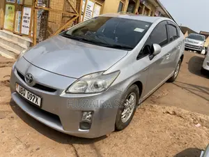 Toyota Prius 2019 Silver