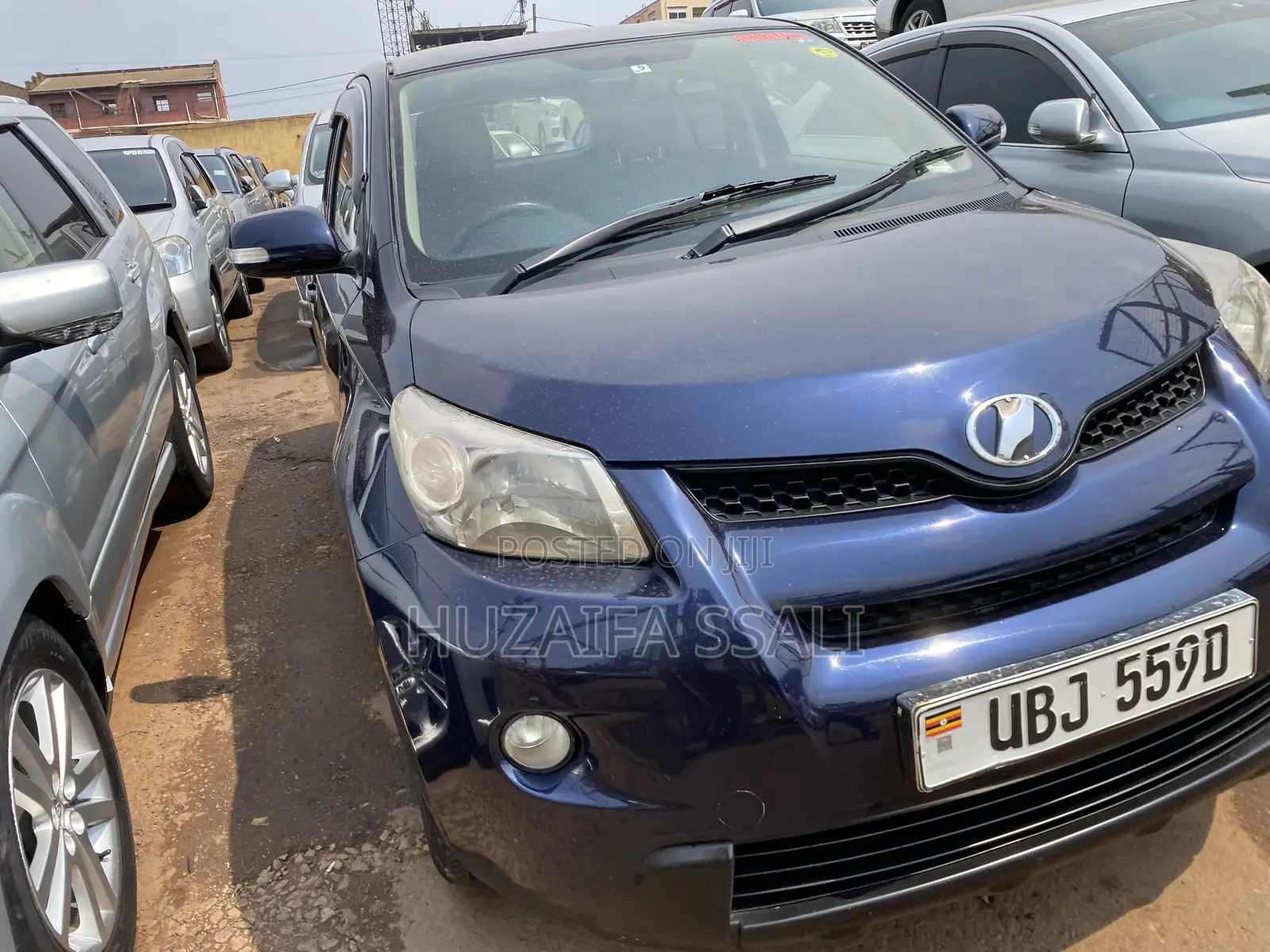 Toyota IST 2010 Blue