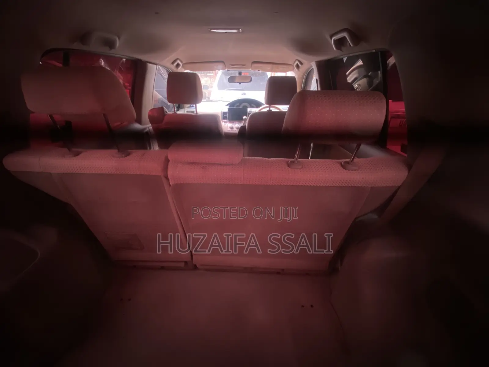 Toyota Raum 2011 Silver
