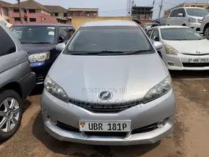 Toyota Wish 2013 White