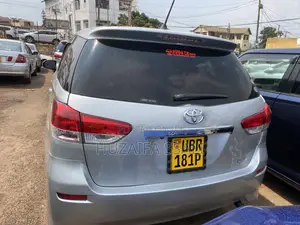 Toyota Wish 2013 White
