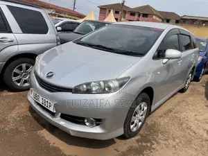 Toyota Wish 2013 White