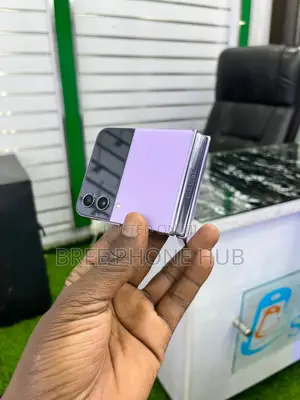 Samsung Galaxy Z Flip4 256 GB Purple