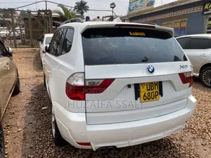 Mercedes-Benz X Class 2017 White