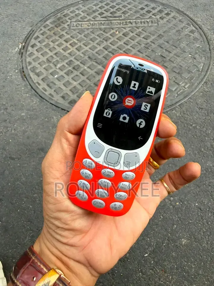 New Nokia 3310 Red
