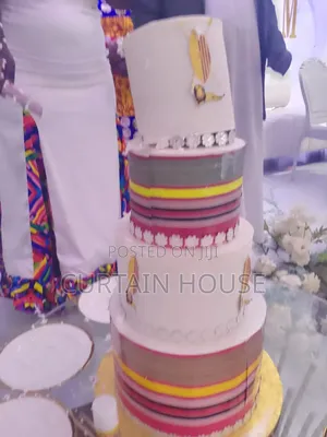 Introduction Cakes