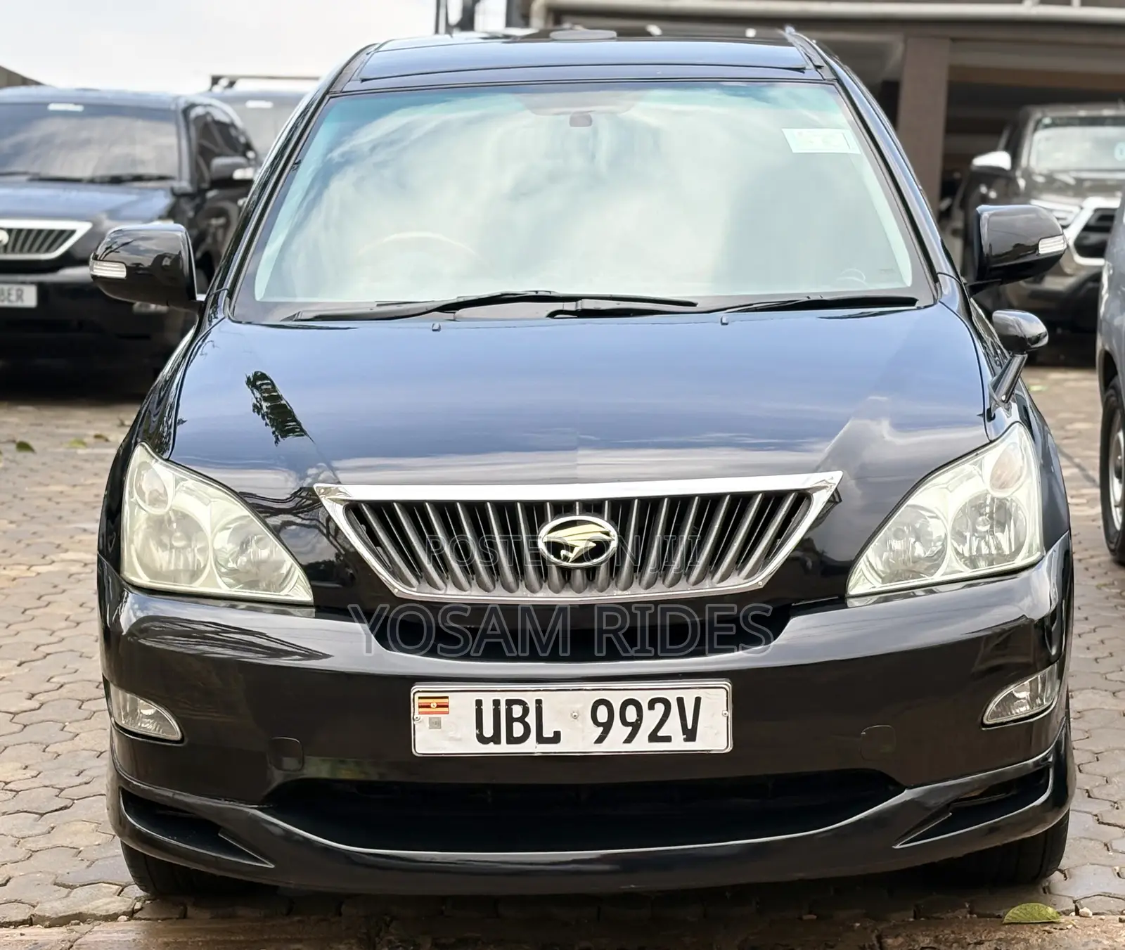 Toyota Harrier 2.4 2011 Black