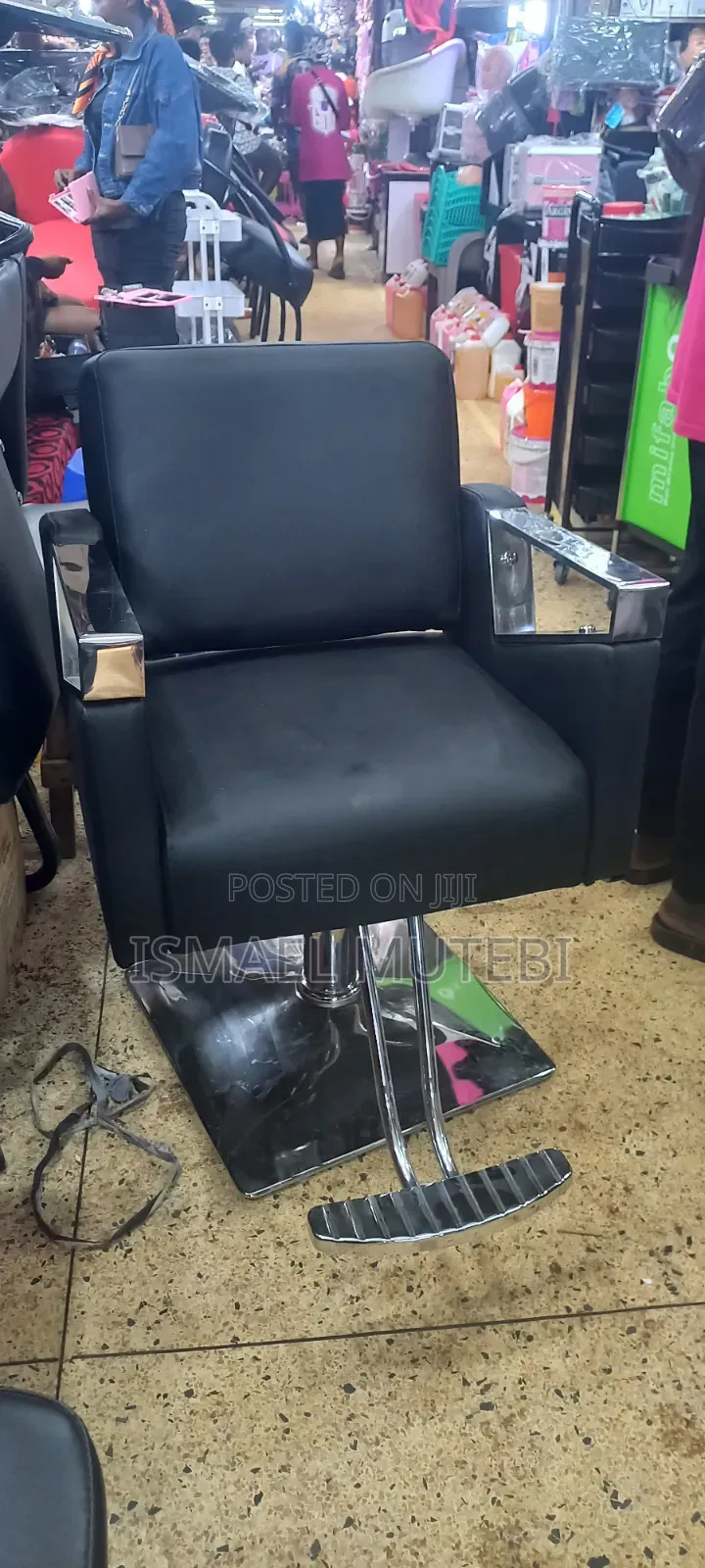 Salon Chair