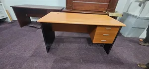 Two-Tone Brown and Black Office Table 140cm