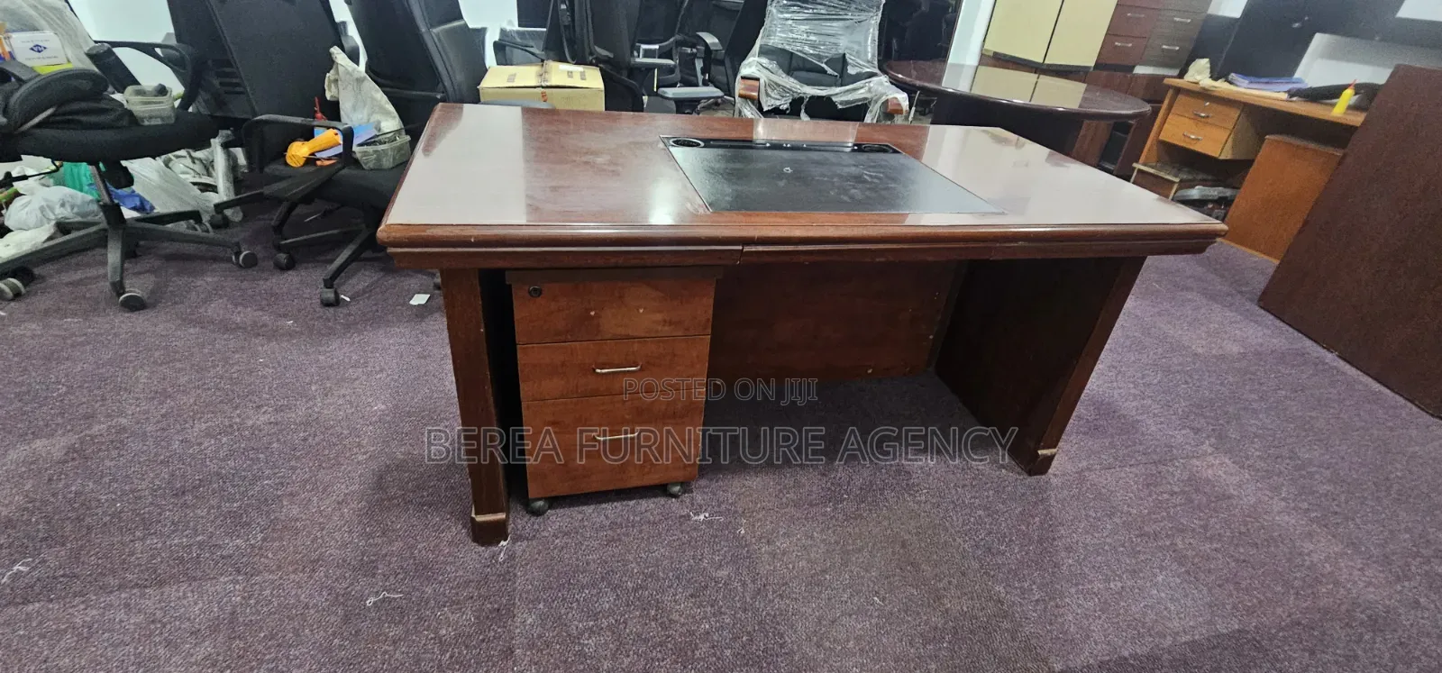 Executive Office Table 180cm With Movable Drawer