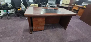Executive Office Table 180cm With Movable Drawer