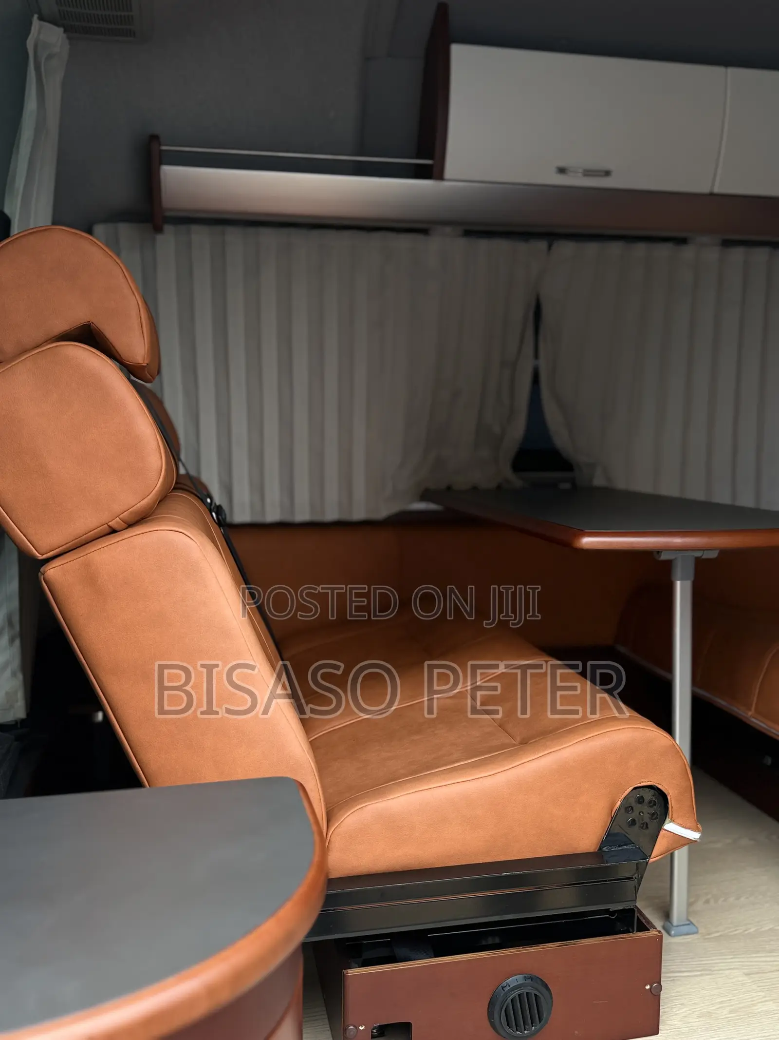 Toyota HiAce 2019 White