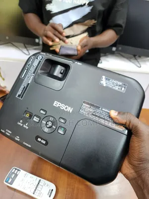 Epson EB-S02 Visual Projector