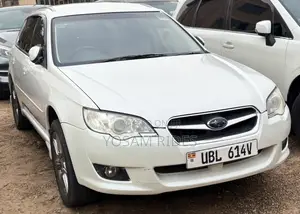 Subaru Legacy 2.0 2007 White
