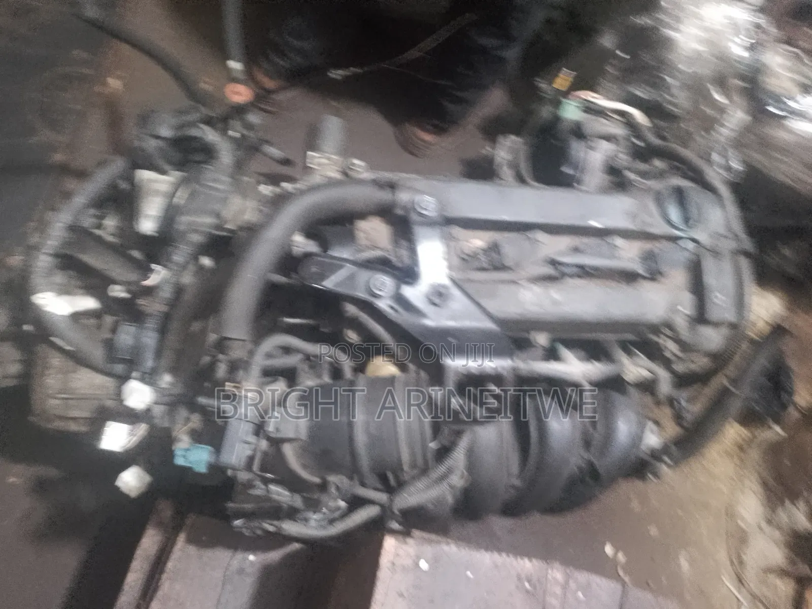 Engine for Harrier Kawundu 2az-Fe.