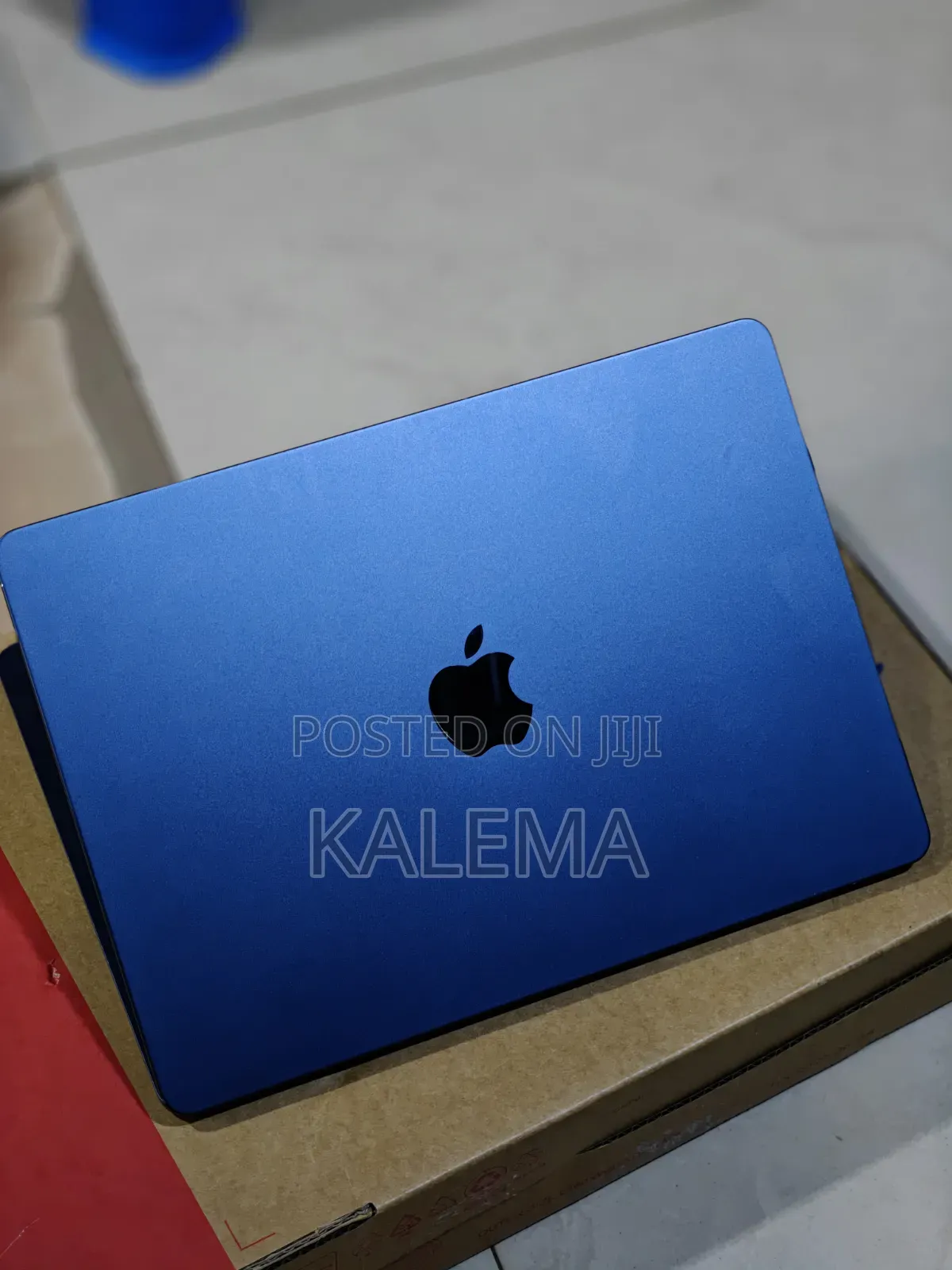 Laptop Apple MacBook Air 2022 M2 8GB Apple M2 SSD 256GB