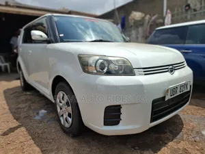 Toyota Corolla Rumion 2009 White