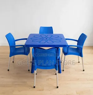 Weatherproof Matted Bar and Restaurant Plastic Chairs and Table