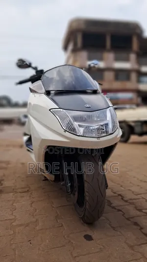 Yamaha 2014 White