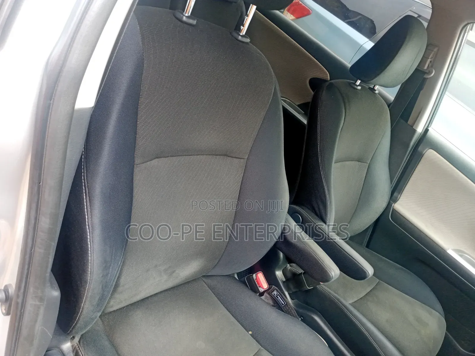 Toyota Wish 2011 Silver