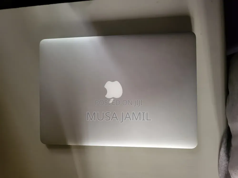 Laptop Apple MacBook Air 8GB Intel HDD+SSD 256GB