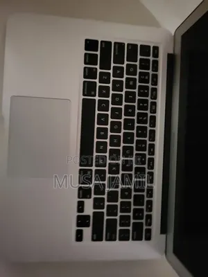 Laptop Apple MacBook Air 8GB Intel HDD+SSD 256GB