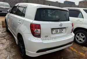 Toyota IST 2010 White