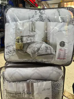Ten Piece Flowered Duvet
