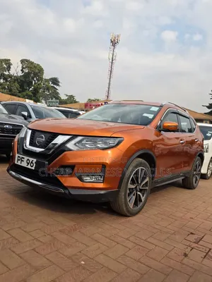 Nissan X-Trail 2018 Orange
