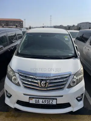 Toyota Alphard 2.4 Petrol AWD 2012 White