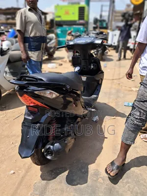 Suzuki 2014 Black