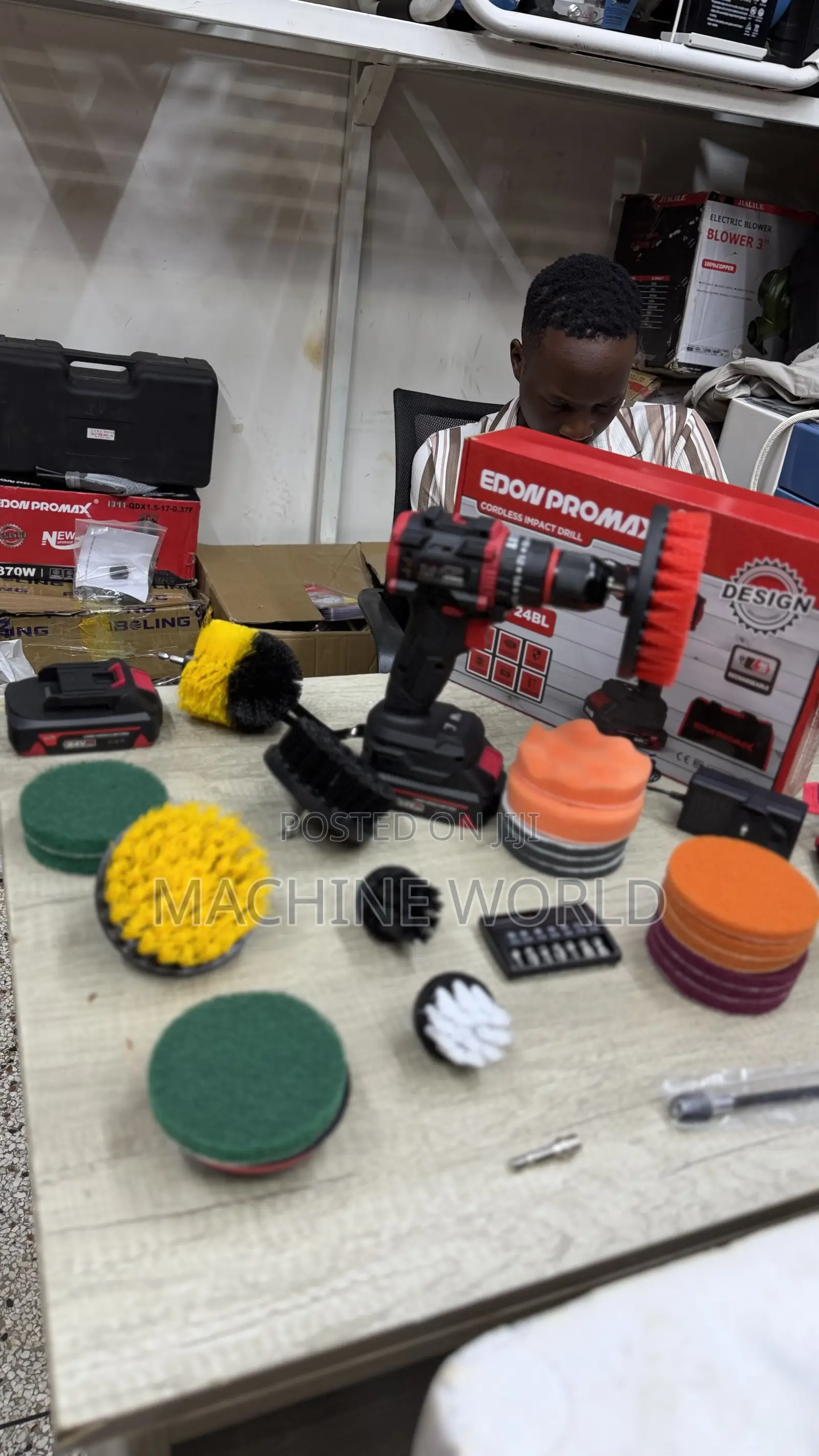 Rechargeable Scrubbing Drill Kit