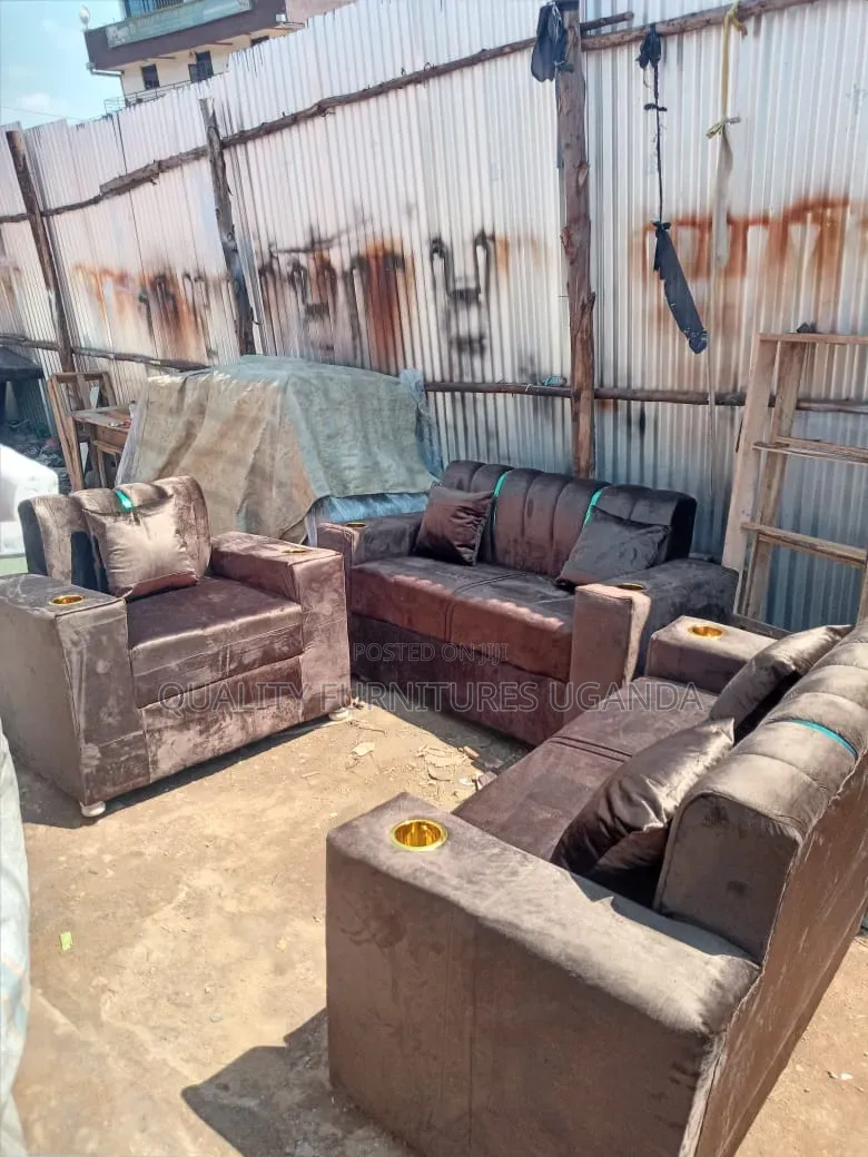 2.2.1 Green Sofa Set