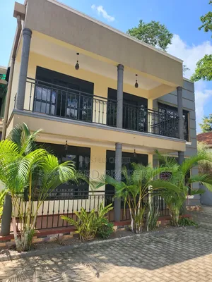 5bdrm House in Muyenga Bukasa Road, Central Division for rent