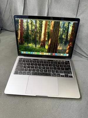 Laptop Apple MacBook Pro 2020 16GB Intel Core i7 SSD 512GB