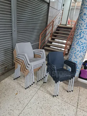 Armrest Plastic Chairs Plastic Chairs Metal Legs