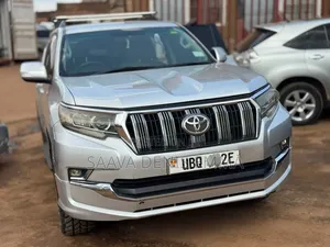 Toyota Land Cruiser Prado 2017 Gray