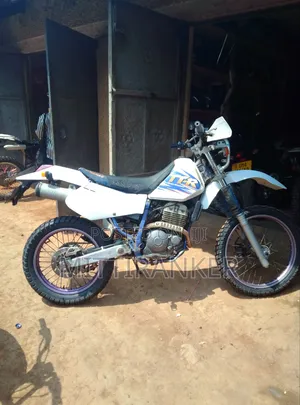 Yamaha 2017 White