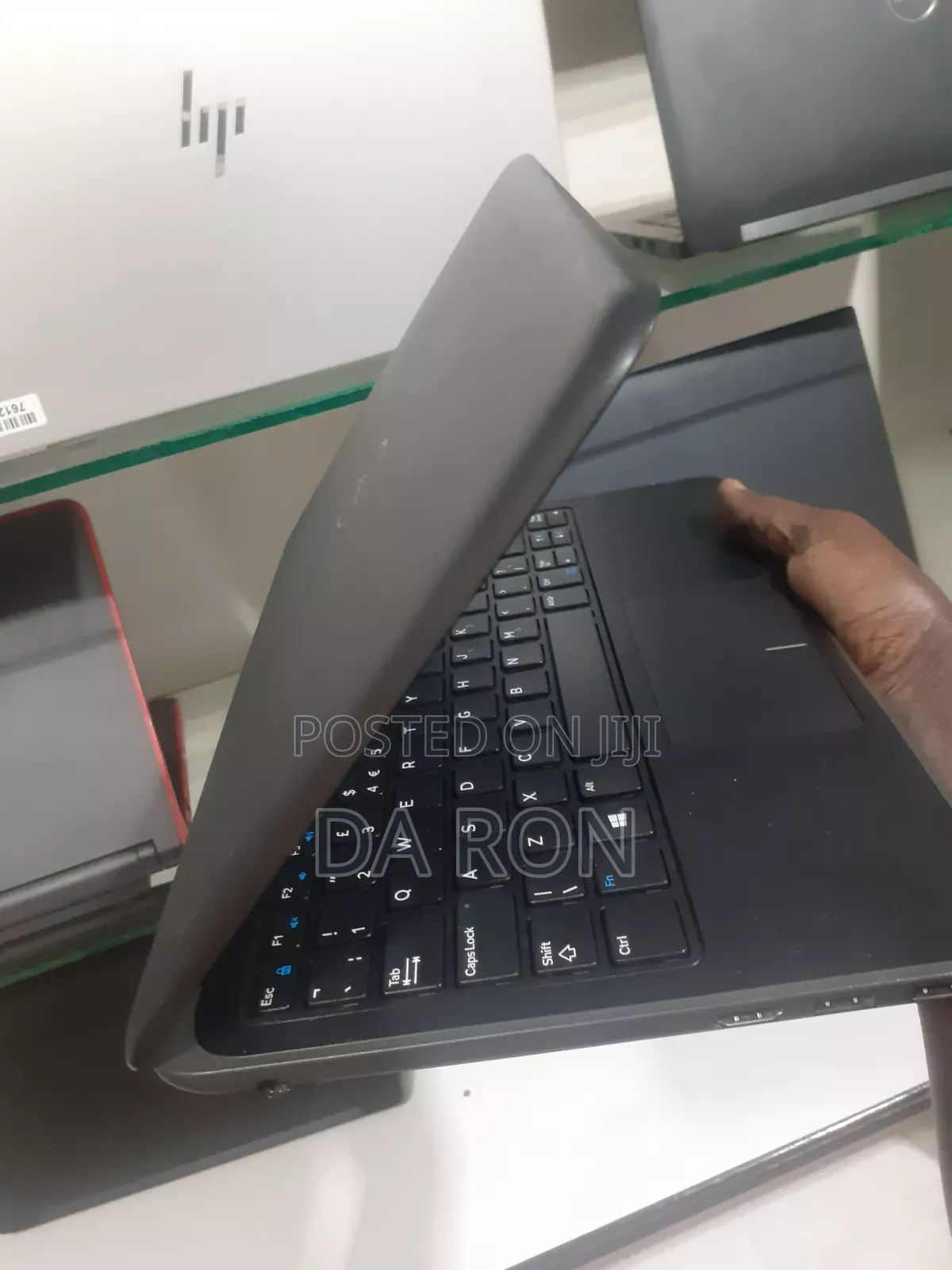 Laptop Dell Latitude 3190 4GB Intel Celeron SSD 128GB