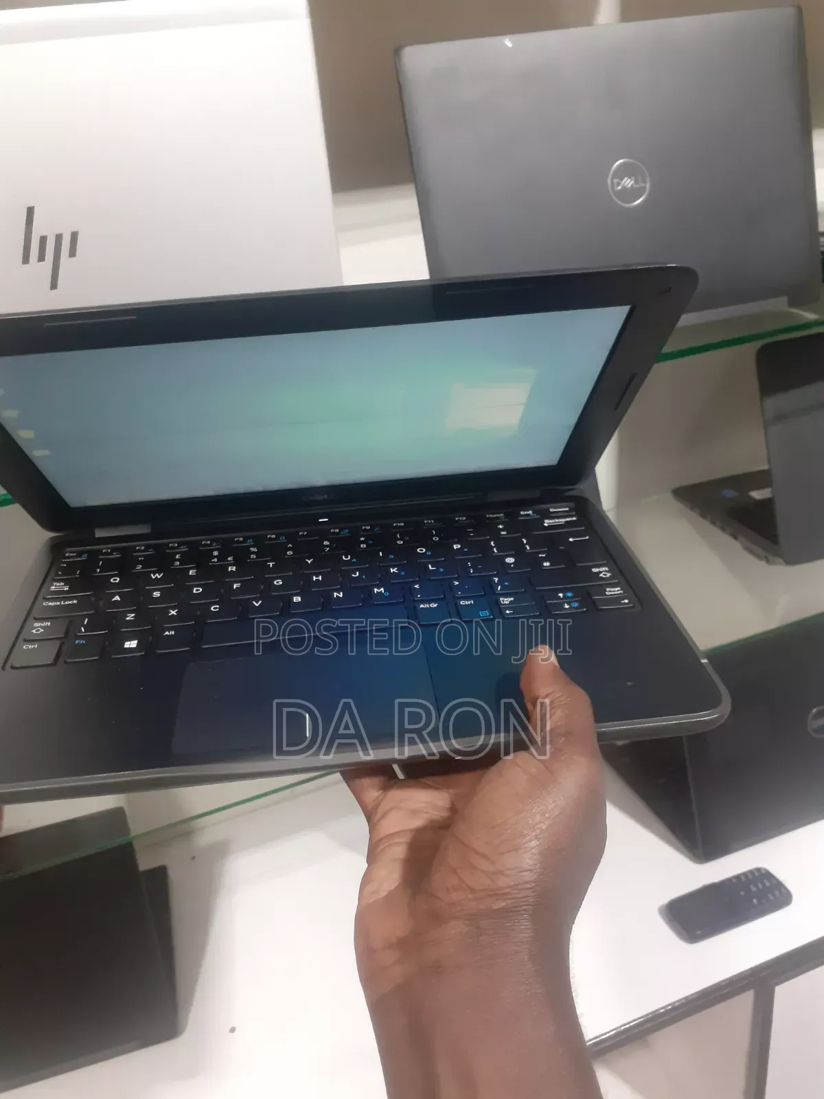 Laptop Dell Latitude 3190 4GB Intel Celeron SSD 128GB