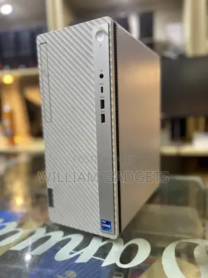Desktop Computer Lenovo 8GB Intel Core i5 SSD 512GB