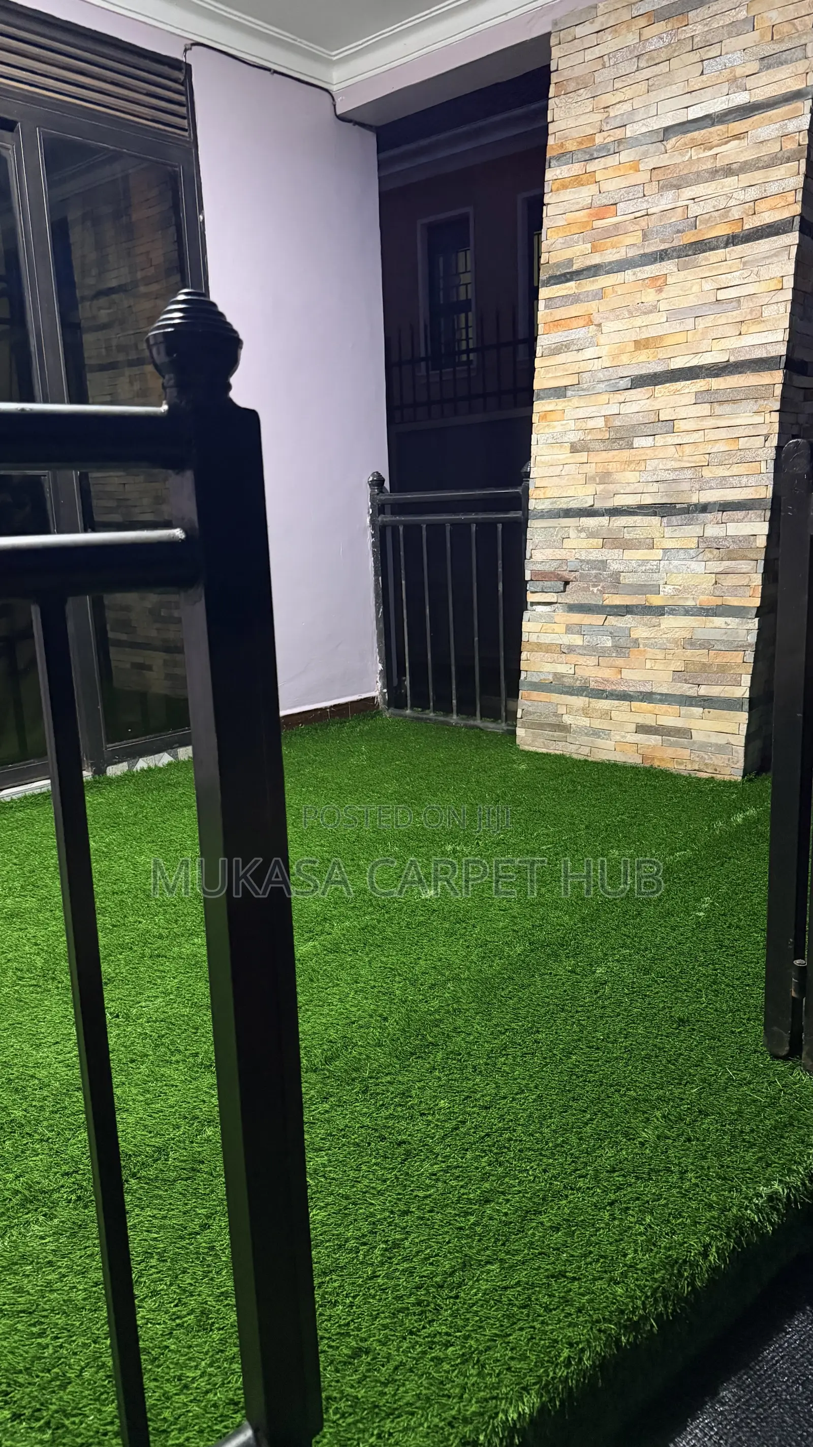 Artificial Lawn Carpet With Installation