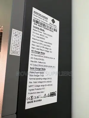 High-Efficiency 7KVA SUMRY Hybrid Inverter for Homes 50/60Hz