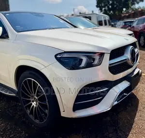 Mercedes-Benz GLE-Class GLE 400d 4MATIC 2021 White